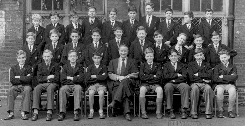 photo of form of 28 boys and a master